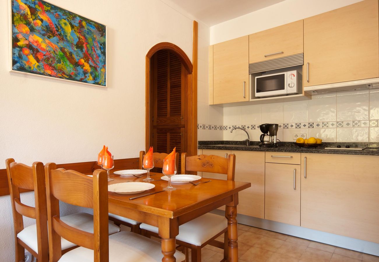 Apartamento en Cala San Vicente - PINOS ALTOS 08. Apartamento en la bonita zona de Cala San Vicenç