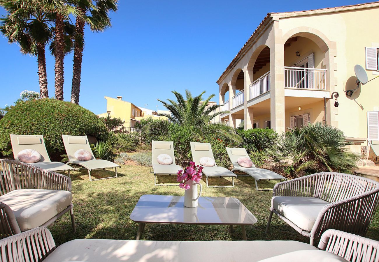 Villa en Alcúdia - AMOROS. Bonita villa con vistas al mar