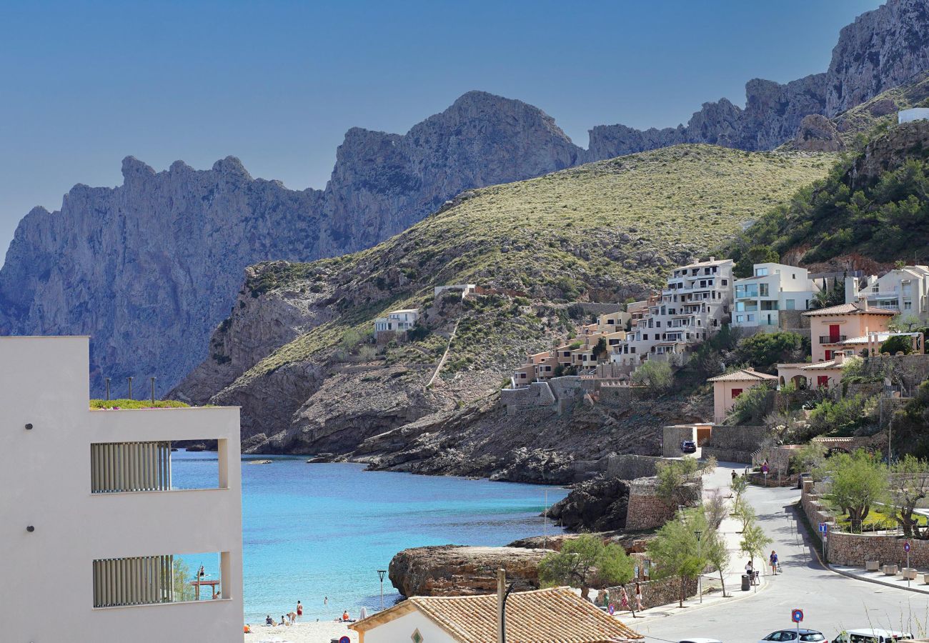 Apartamento en Cala Sant Vicenç - NURIA. Bonito apartamento con vistas para dos personas 