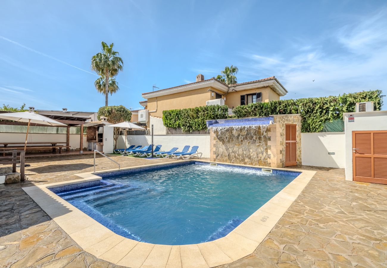 Chalet en Playa de Muro - PONS. Gran casa a distancia a pie de la playa