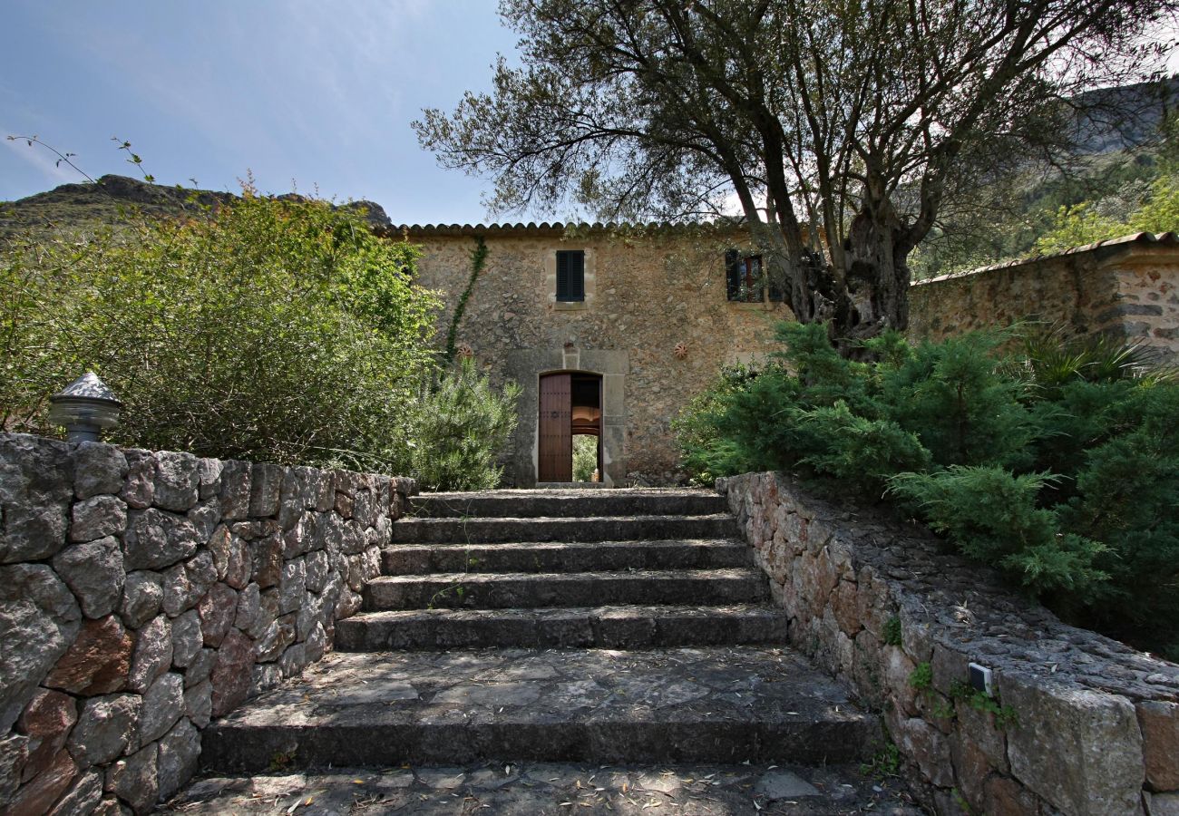 Villa in Pollensa - PASCOL. Villa over 250 years old in a breathtaking setting