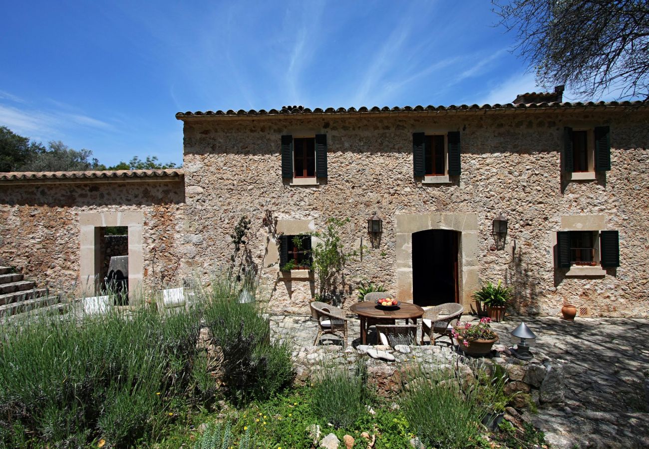 Villa in Pollensa - PASCOL. Villa over 250 years old in a breathtaking setting