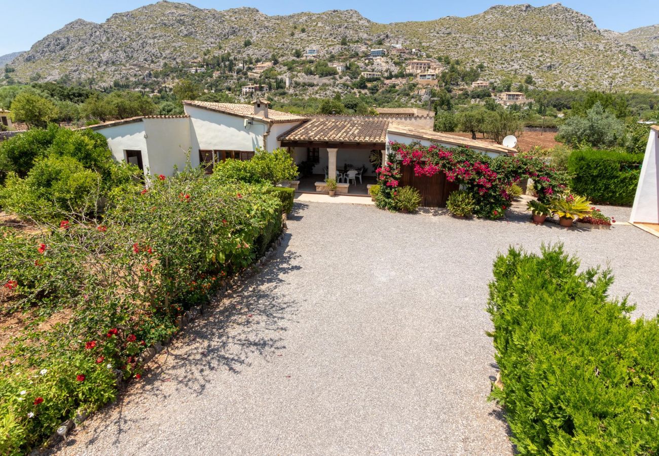 Villa in Pollensa - ROSA. Traditional villa near Pollensa town