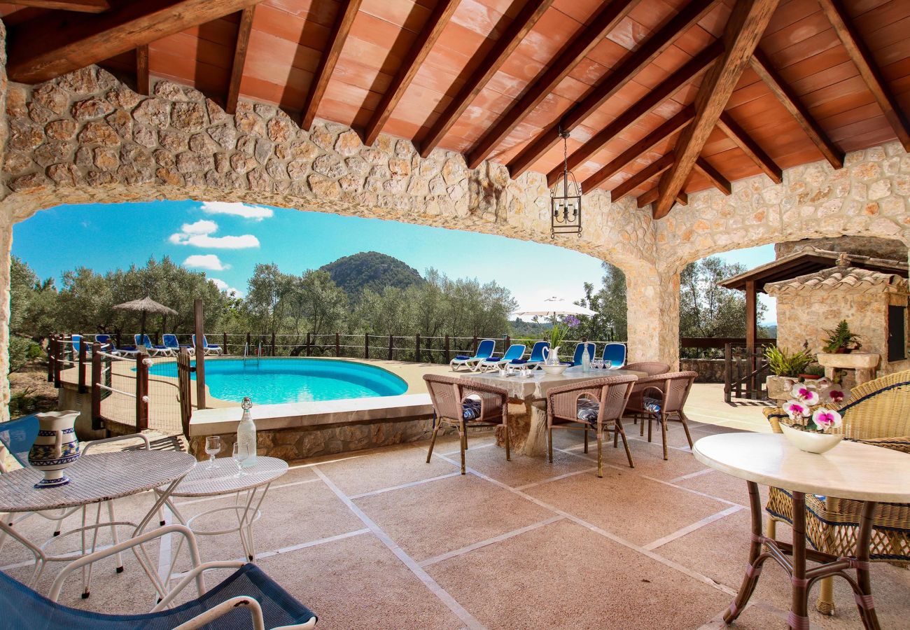 Villa in Pollensa - ALORDES. Tradition and views next to Pollensa