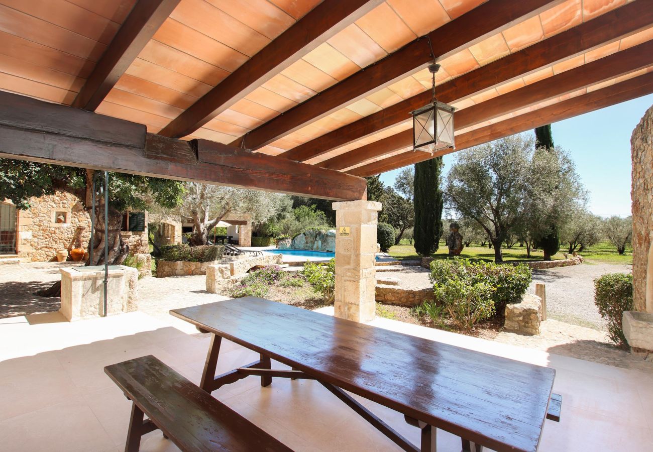 Villa in Pollensa - BENNASSAR. Tradition and taste hand in hand