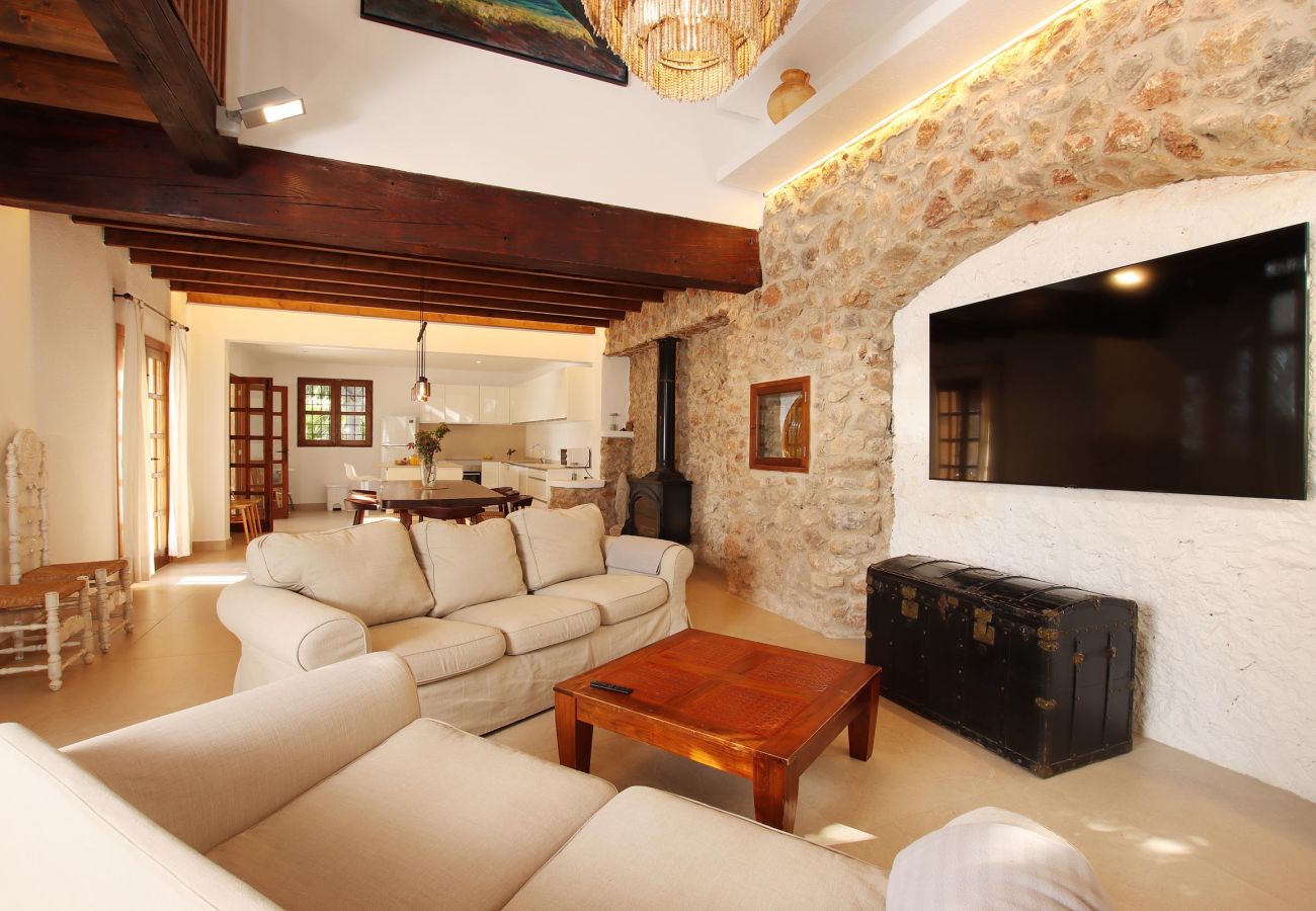 Villa in Pollensa - BENNASSAR. Tradition and taste hand in hand