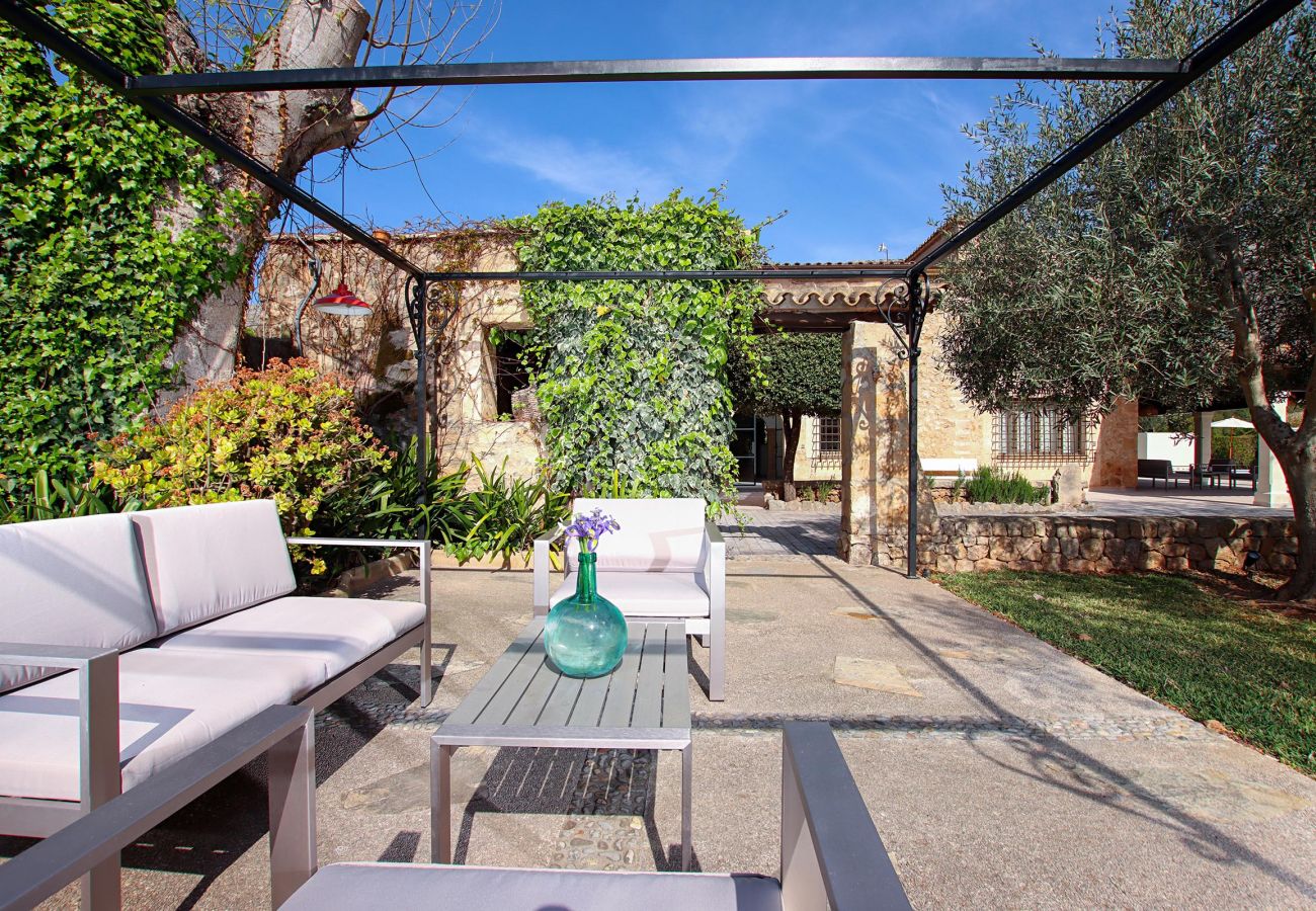 Villa in Pollensa - PAPA. Impressive large villa in the country close to Cala San Vicente