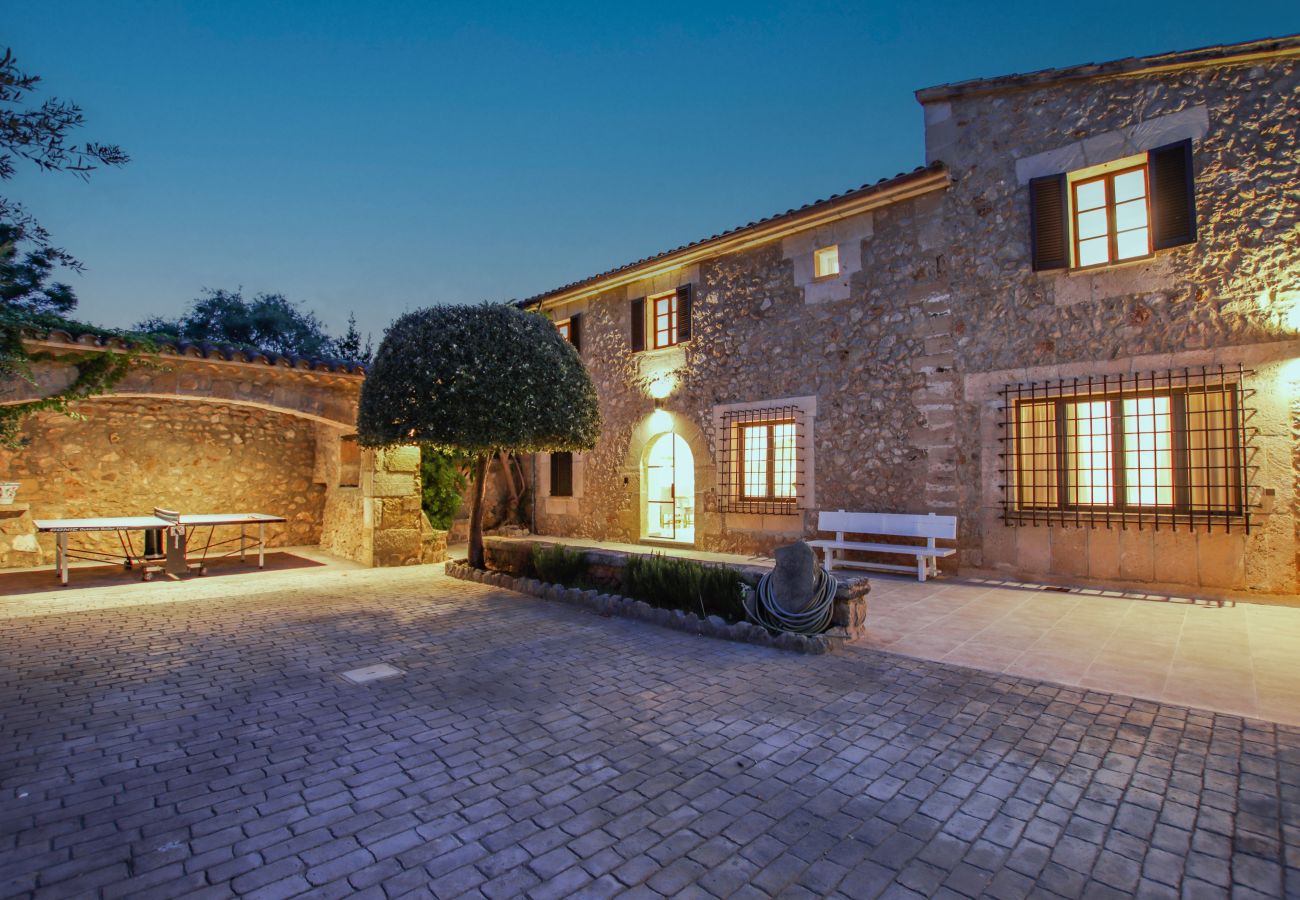 Villa in Pollensa - PAPA. Impressive large villa in the country close to Cala San Vicente