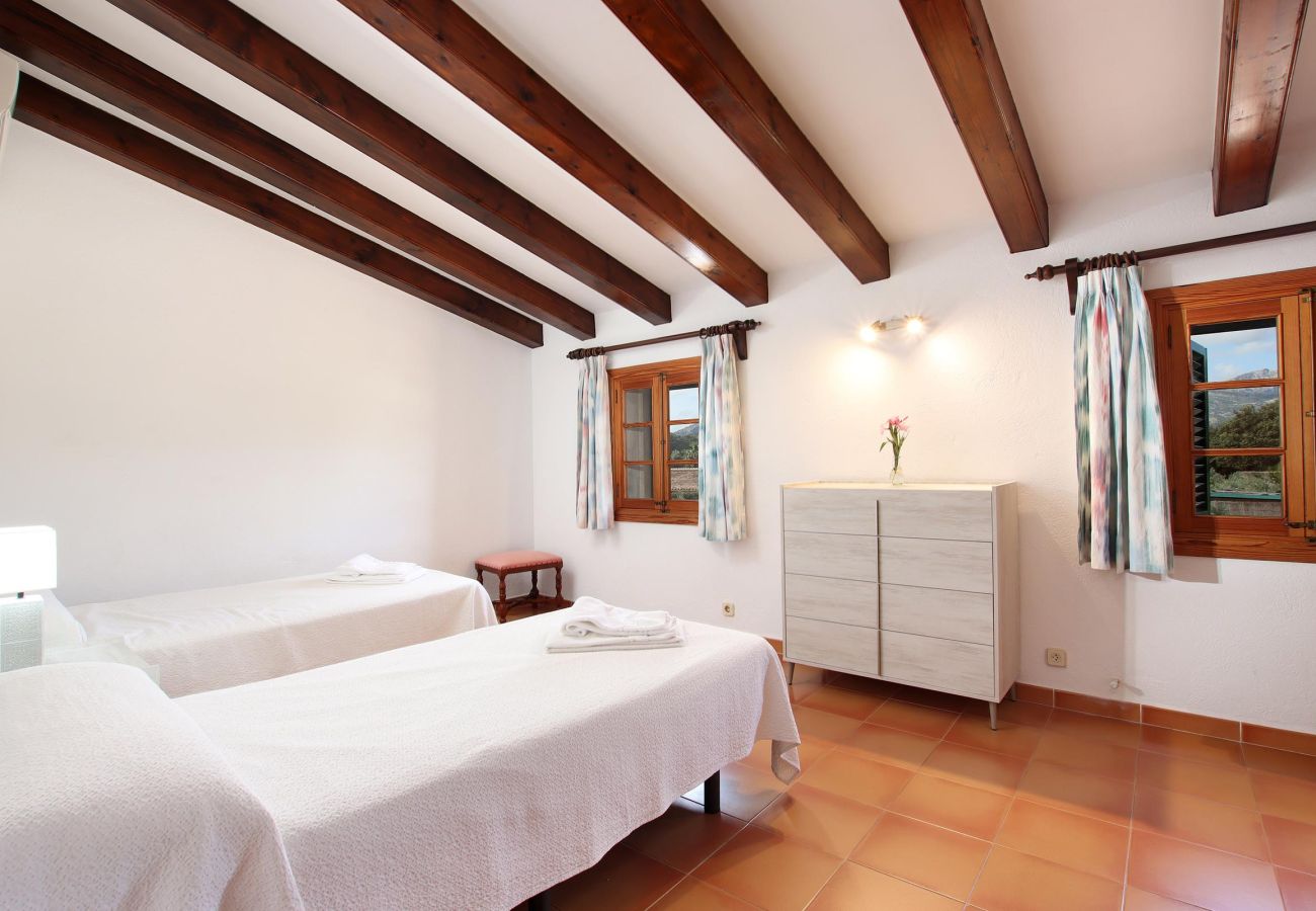 Villa in Pollensa - JOAN. Charming villa with a fabulous garden