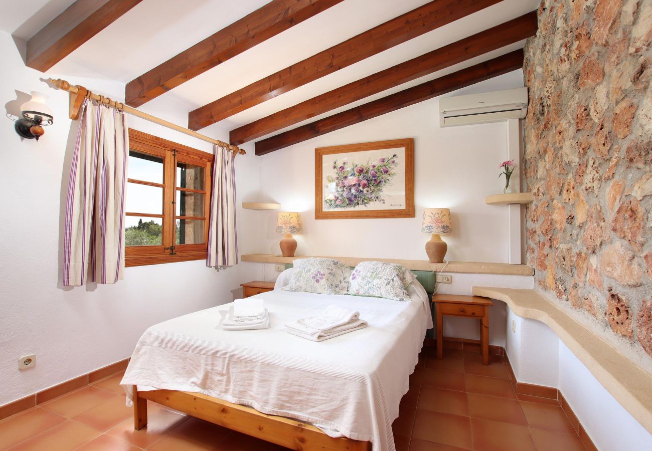 Villa in Pollensa - JOAN. Charming villa with a fabulous garden