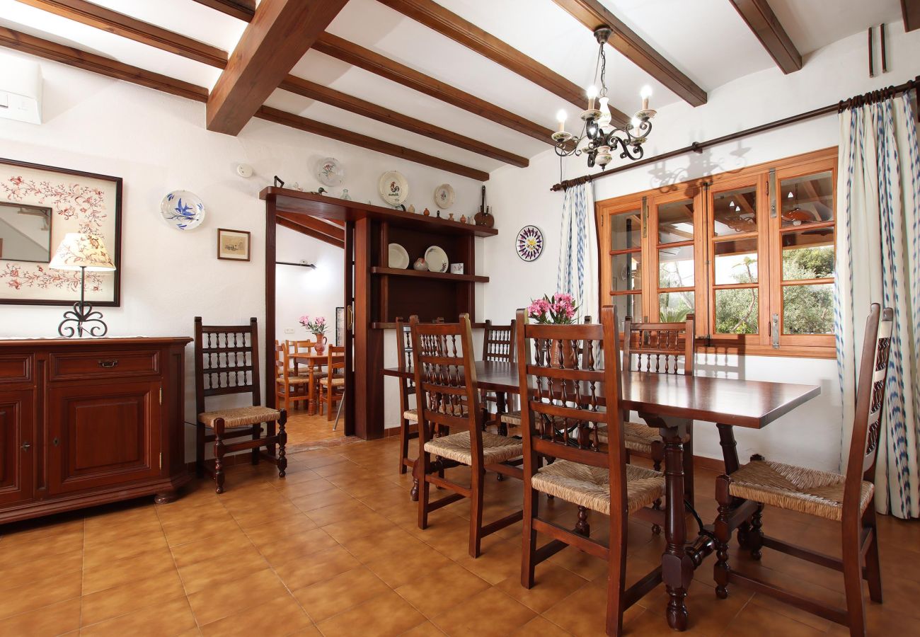 Villa in Pollensa - JOAN. Charming villa with a fabulous garden