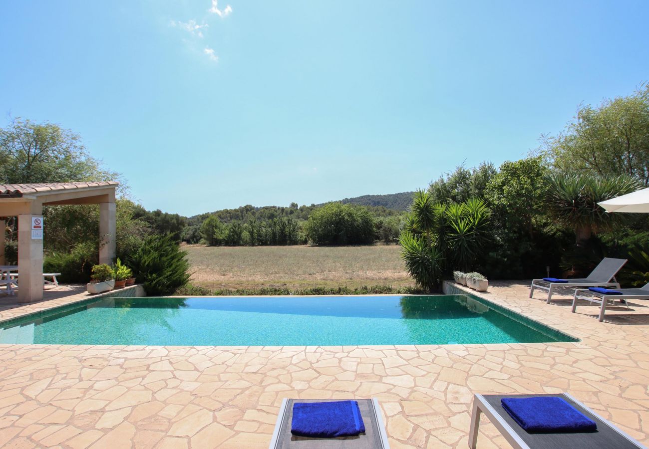 Villa in Pollensa - MARES. Stunning villa. A great choice