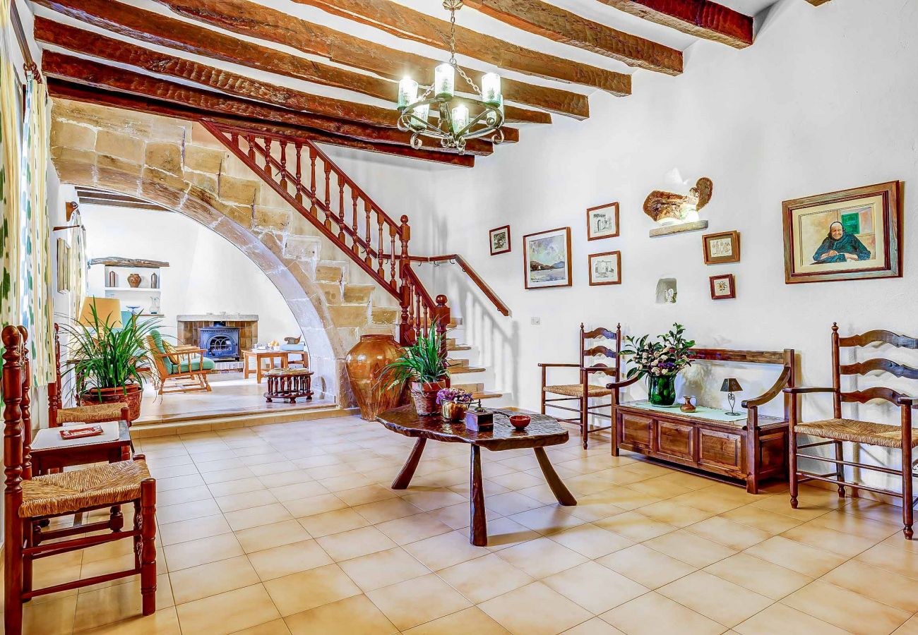 Villa in Cala San Vicente - OLIVA (VICH). Amazing villa charm