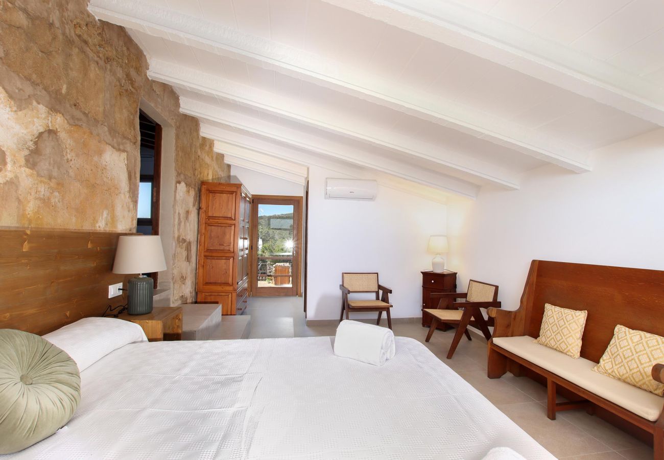 Villa in Pollensa - SOU.   6-Bedroom Mallorca Oasis. Superb in every way