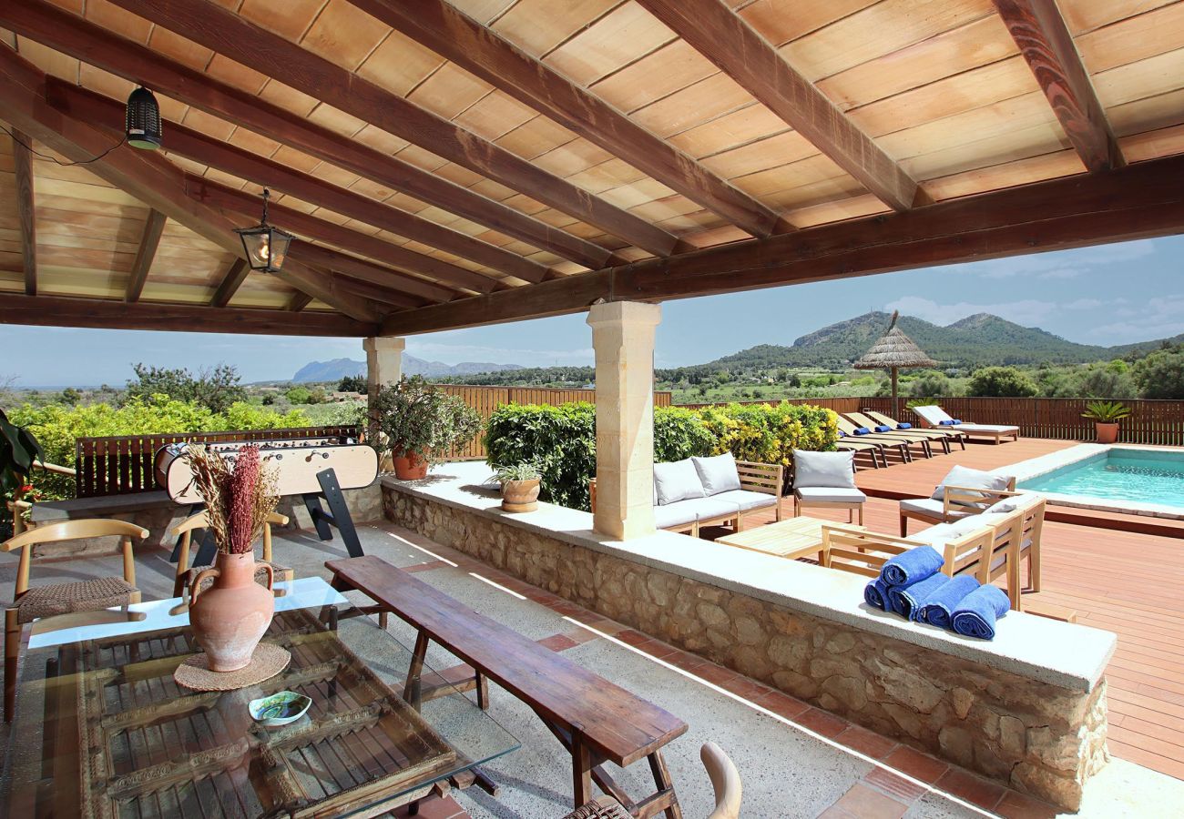 Villa in Alcudia - SOU.   6-Bedroom Mallorca Oasis. Superb in every way