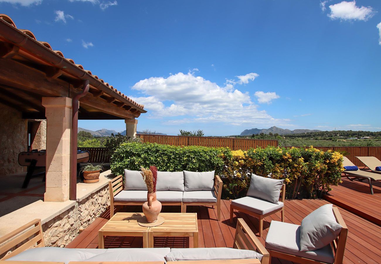 Villa in Alcudia - SOU.   6-Bedroom Mallorca Oasis. Superb in every way