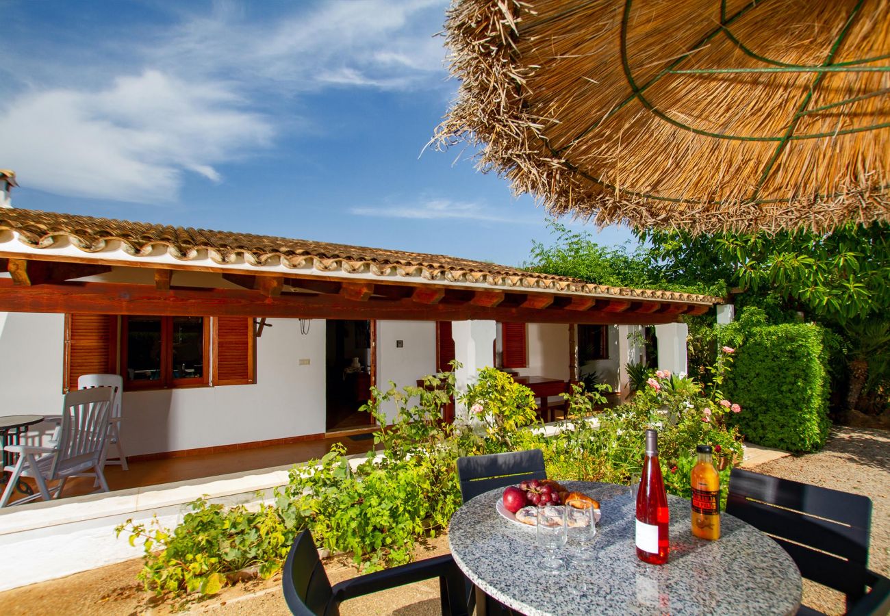 Villa in Pollensa - PAPARRI. Lovely 3 bedroom villa close to Pollensa