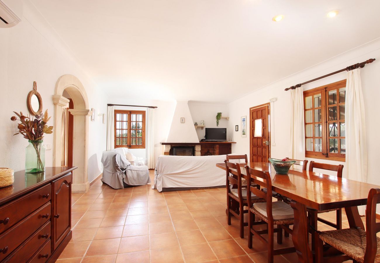 Villa in Pollensa - TOLO. Charming 2 bedroom villa