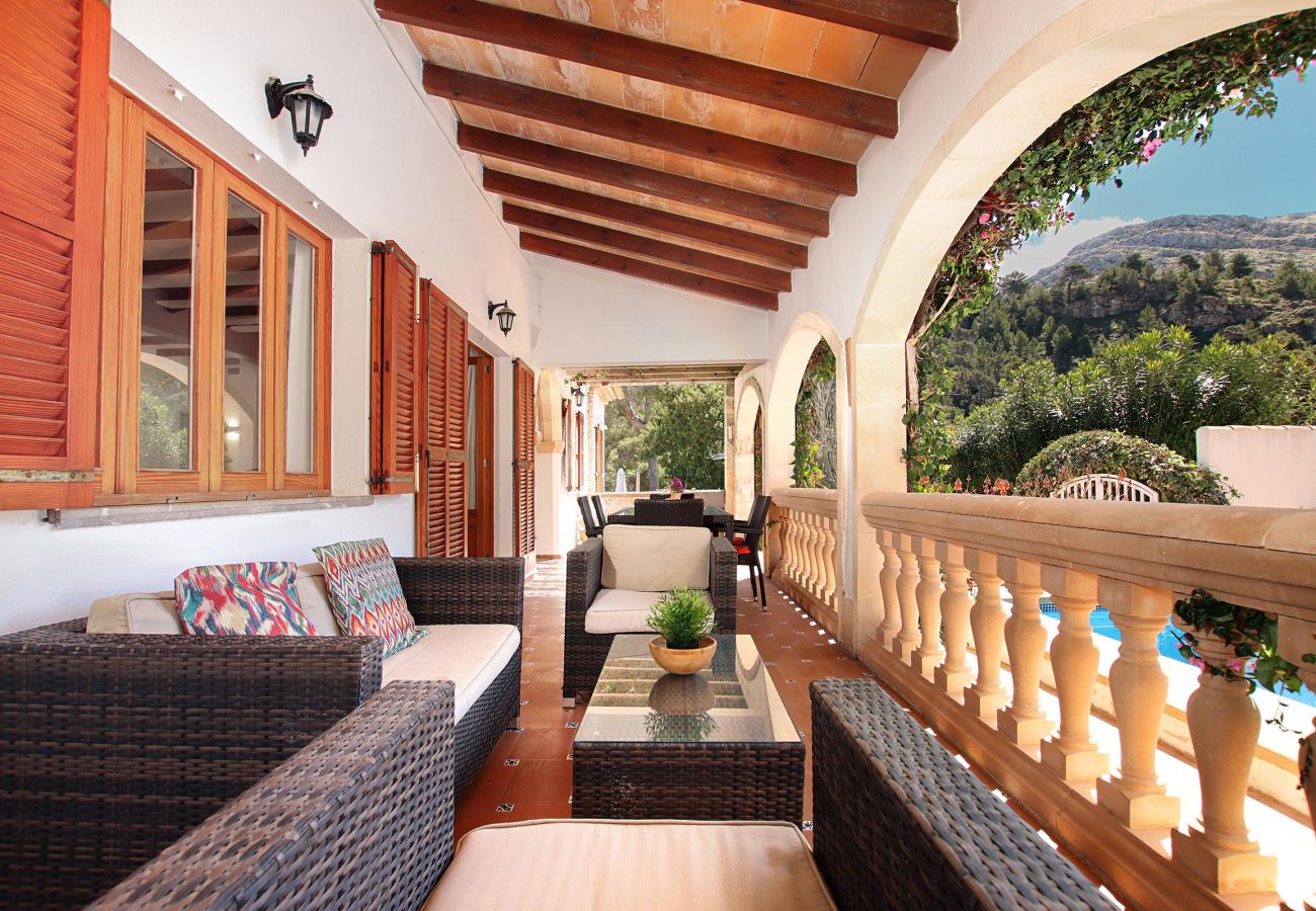 Villa in Cala Sant Vicenç - ODILE. Nice house in Cala San Vicente, on walking distance to the beach