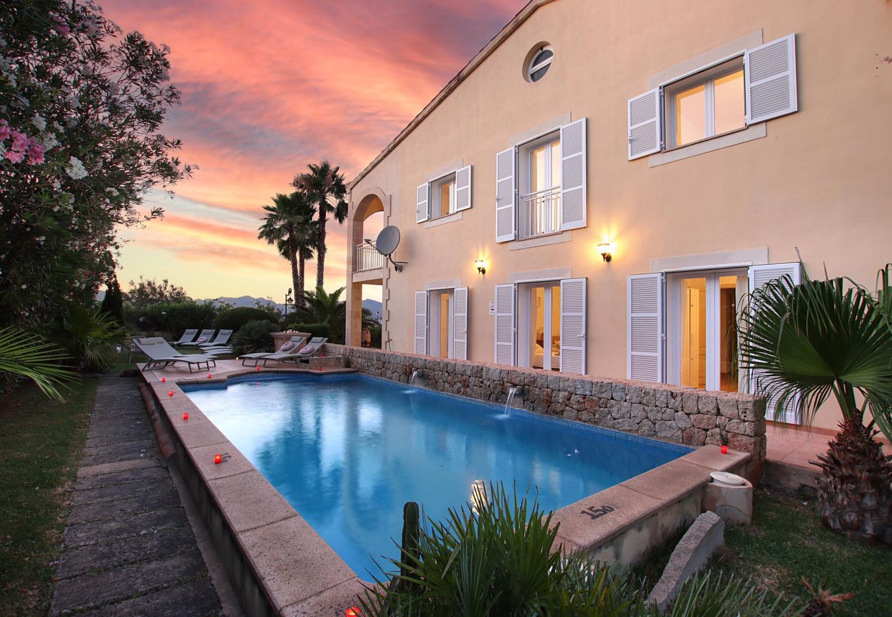 Villa in Alcudia - AMOROS. Beautiful villa with superb sea views