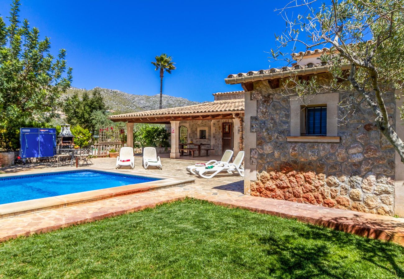 Villa in Pollensa - OLIVERES. Peaceful location close to Pollensa