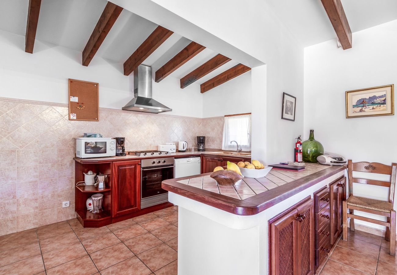 Villa in Pollensa - OLIVERES. Peaceful location close to Pollensa