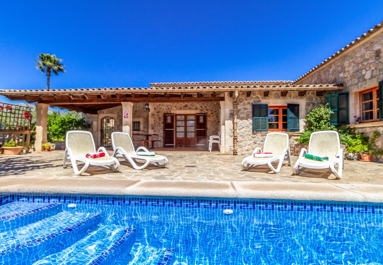 Villa in Pollensa - OLIVERES. Peaceful location close to Pollensa