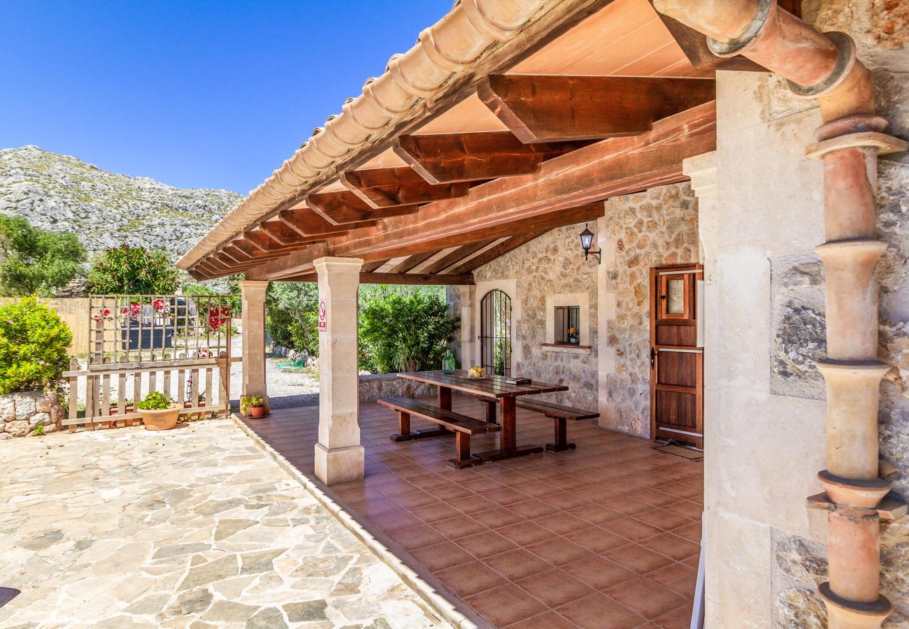 Villa in Pollensa - OLIVERES. Peaceful location close to Pollensa