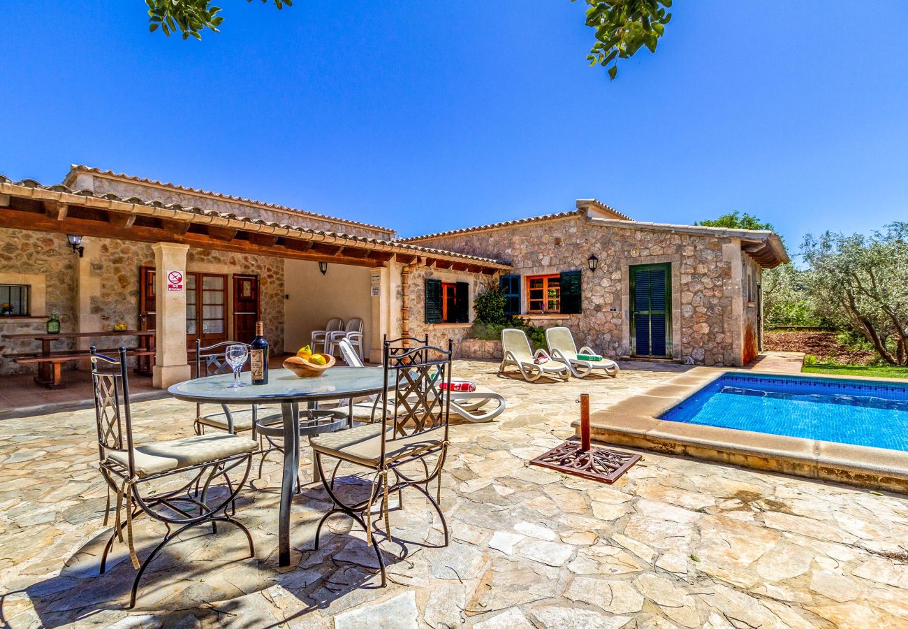 Villa in Pollensa - OLIVERES. Peaceful location close to Pollensa